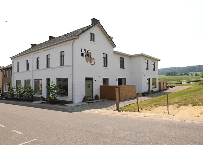 Hotel dichtbij College: Vakantiewoningen Liefst in Epen